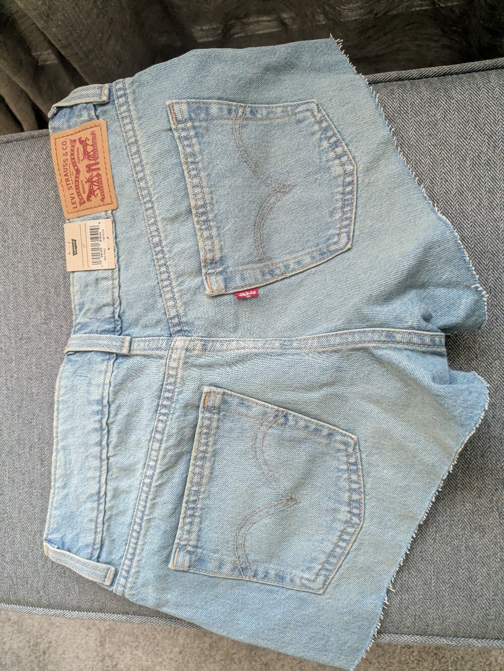 New Levi's Superlow Loose Shorts.  Size 27